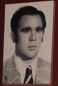 Avi matern elegit alcalde en les primeres eleccions democràtiques