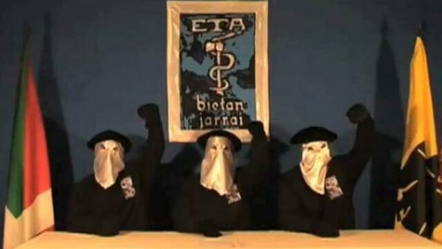 ETA abandona la lucha armada