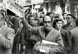 Legalización del PCE.