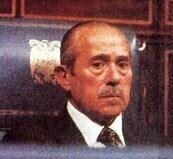 Cese de Arias Navarro como presidente del gobierno.(1/07/1976