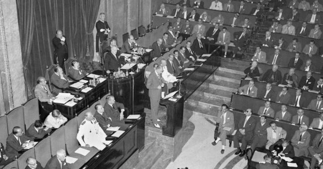 Puesta en marcha del Plan de Estabilización.