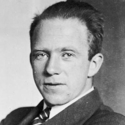 Timeline: Werner Heisenberg, 1901-1976