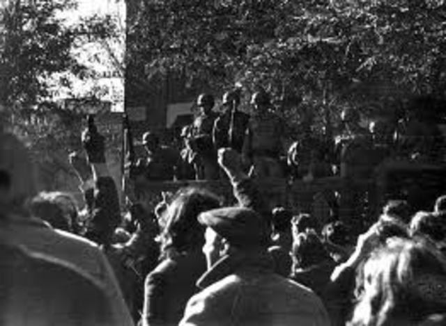 Implantación de “medidas prontas de seguridad” para combatir paros yhuelgas en el sector público.