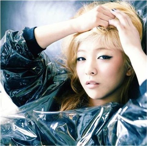 Luna (Park Sun-young )