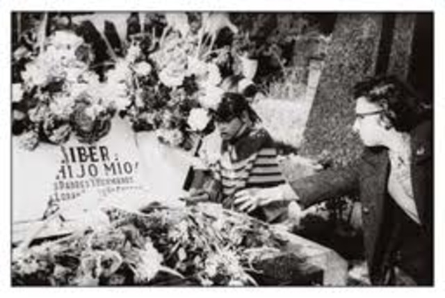 Muere Líber Arce, herido por la policía en una manifestación estudiantil.