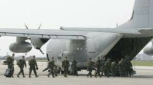 Estados Unidos ocupa Okinawa