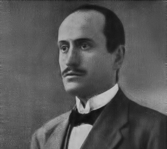 Mussolini espulso dal PSI