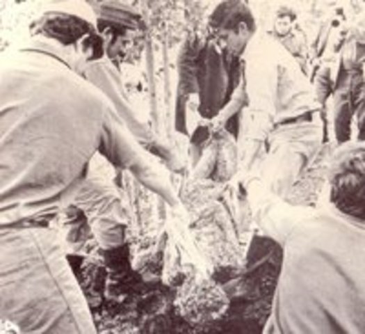 Hallazgo del cuerpo de Pascasio Báez, peón asesinado por el MLN-T.