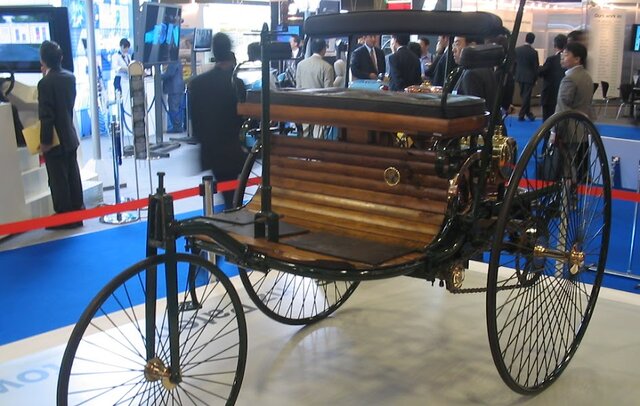 Το πρώτο ατμήλατο όχημα