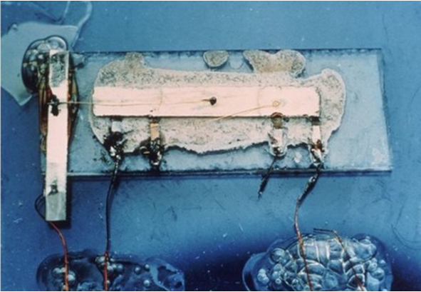 El primer circuito integrado de la historia