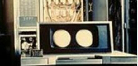 la primera de las computadoras transistorizadas