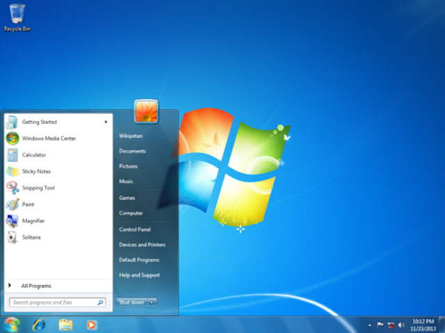 se lanza el sucesor de Windows Vista, Windows 7