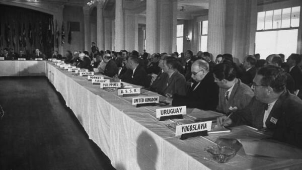 El Fondo Monetario Internacional (FMI) y el Banco Mundial