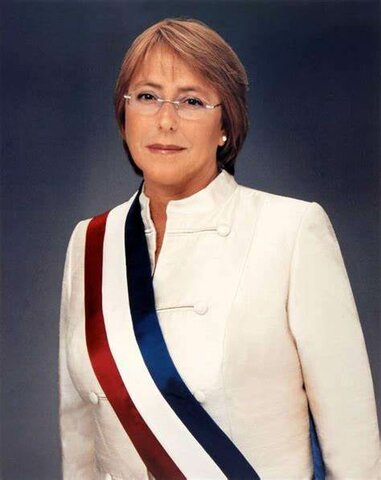 Michelle Bachelet asume la presidencia en Chile