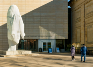 Darrere les muralles