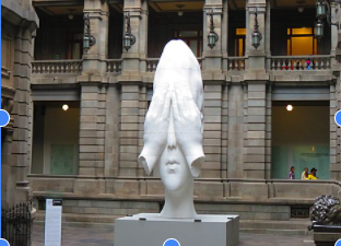 Darrere les Muralles