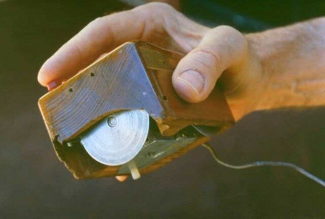 Feb 18, 1967 IBM construyó el primer floppy disk.