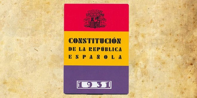 Aprobación Constitución española (1931).