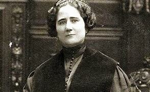 Clara Campoamor Rodríguez​