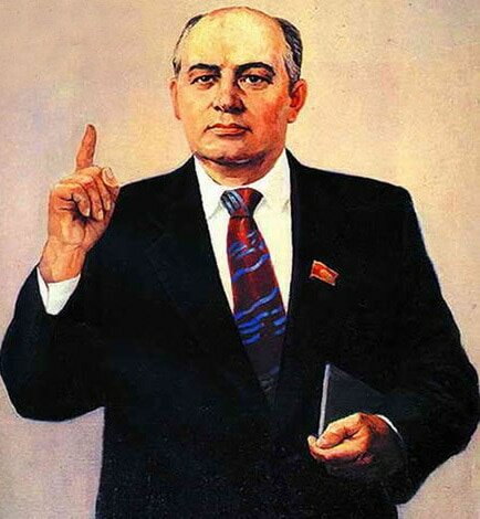 Llegada al poder de Mijail