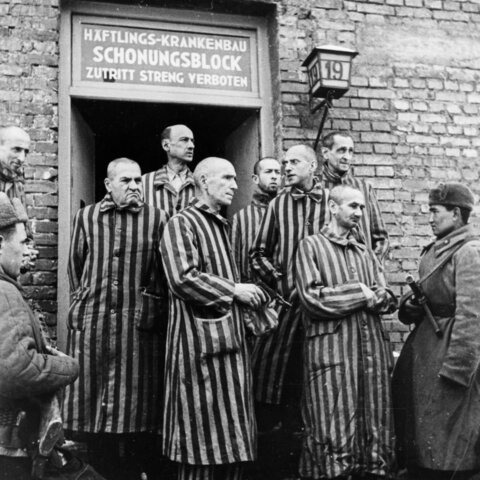 Création du camp de concentration d'Auschwitz (Pologne)