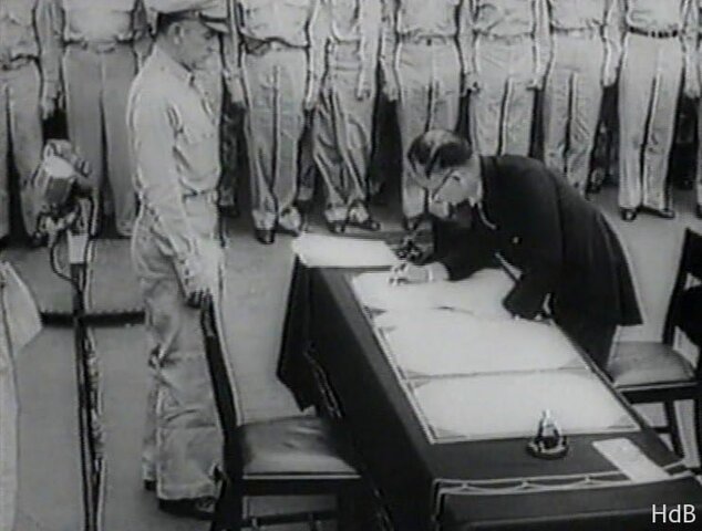 Japó es rendeix contra Estats Units