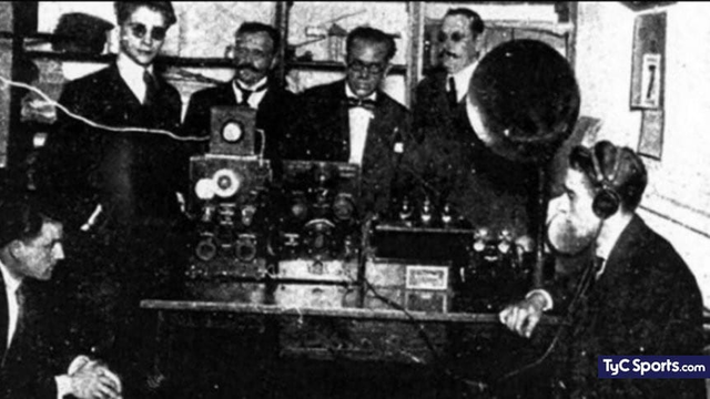 Transmisiones comerciales de Radio