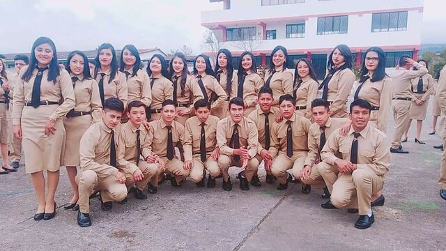 GRADUACIÓN DEL COLEGIO