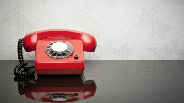 American-Soviet Hotline Established