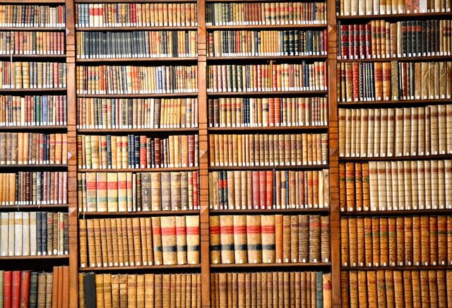 José de San Martín firma el decreto para instalar una Biblioteca