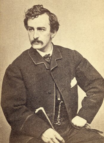 lincoln is assassinated