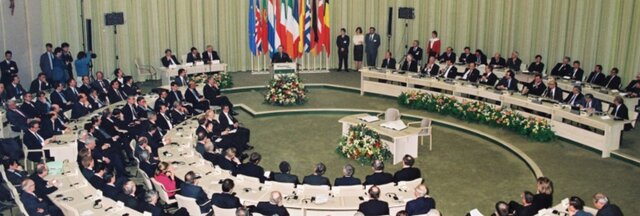 Tratado de Maastricht -1992