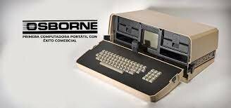 primer microcomputadora "portatil" o " laptop"