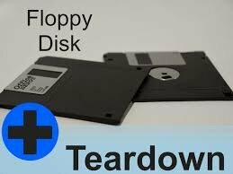 IBM construyó el primer floppy disk.