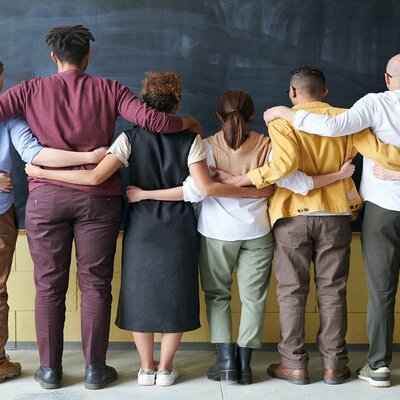 Timeline: Diversidad generacional