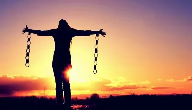 La decolonización del ser