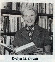 Modelo de desarr{ollo familiar, Evelyn Duvall.