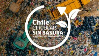 Se promulga la Ley Nº 20.417, la cual crea el Ministerio del Medio Ambiente, el Servicio de Evaluación Ambiental (SEA), la Superintendencia de Medio Ambiente (SMA) y los Tribunales Ambientales, aun cuando estos últimos entraron a funcionar años más tarde.