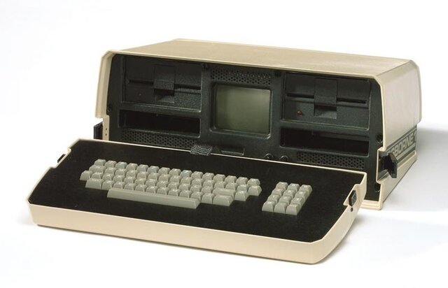 primer microcomputadora "portatil" o " laptop"