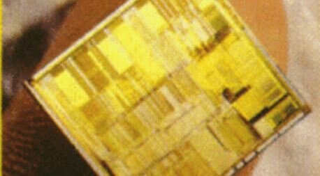 DEC presenta el primer chip a implementar la arquitectura RISC Alpha 64-bit