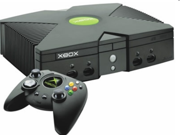 lanzamiento al mercado la versión de su primera consola la Xbox