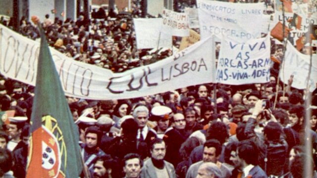 Revolução democrática portuguesa- 25 de abril de 1974
