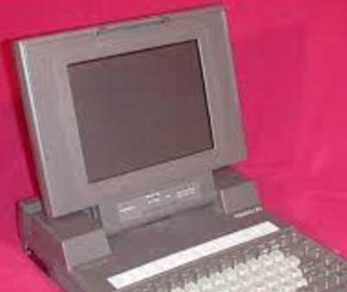 La empresa Dell lanza al mercado la primera computadora portátil