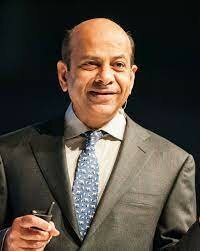 A. Grupta y V. Govindarajan