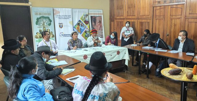 Primera Reunión de Trabajo sobre Educación Bilingüe en los Grupos Indígenas