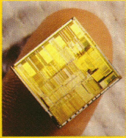 DEC presenta el primer chip a implementar la arquitectura RISC Alpha 64-bit.