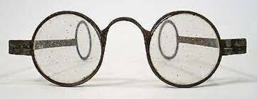 Se creó un modelo de "lentes con varillas"