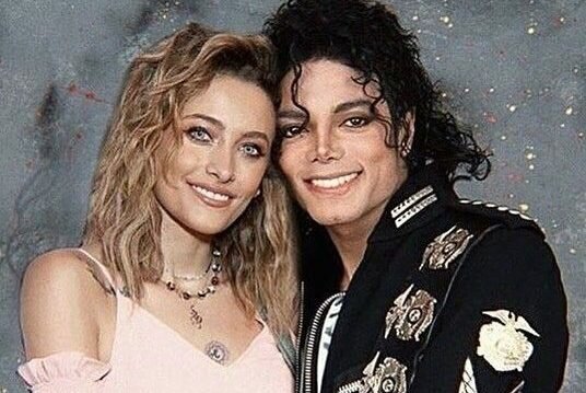 Rowe gives birth again