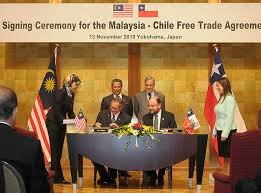 TLC CON URUGUAY, 15/07/2004, Objetivo.- Reafirmar los lazos comerciales entre las naciones y fortalecer los lazos de amstad, al crear una zona de libre comercio entre los paises signatarios.