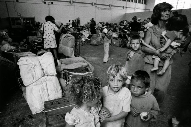 Revolução democrática portuguesa- 25 de abril de 1974- Da descolonização aos problemas económicos e sociais